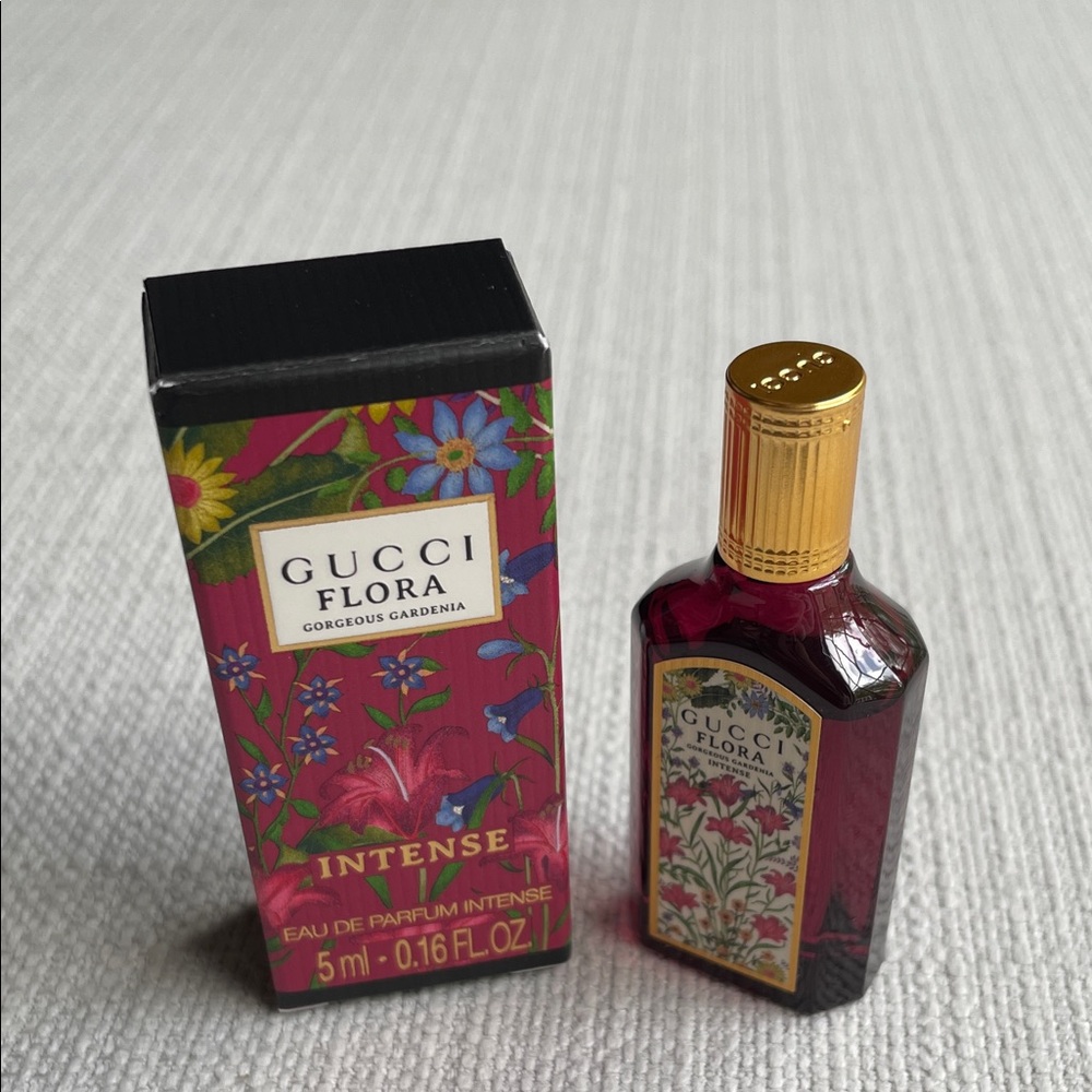 Gucci Flora Gorgeous Gardenia INTENSE miniature fragrance